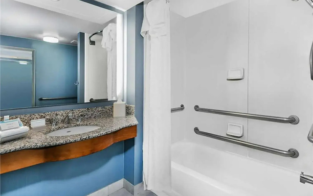 Homewood Suites Phoenix-Metro Center Hotel