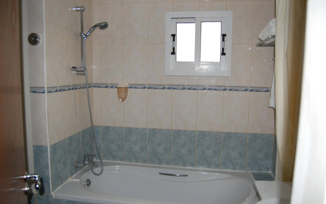 Moniatis Hotel