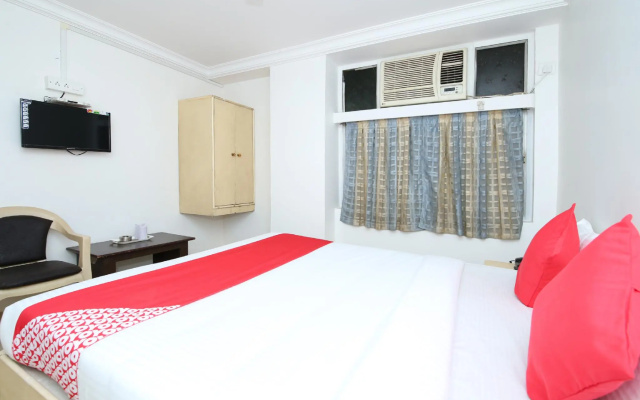 OYO 14465 Hotel Cozy Residency