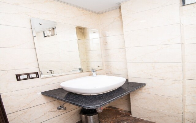 OYO 14562 Rishabh Guest house
