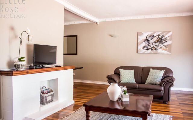 Little Rose Guesthouse & Self-Catering