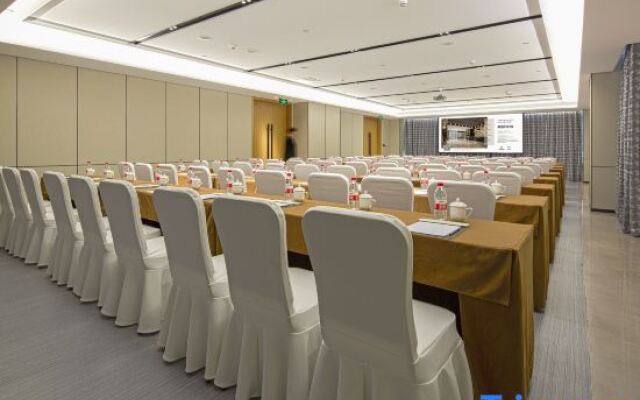 Rezen V Hotel Wuxi Yangming