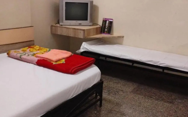 Sai Seva Hotel