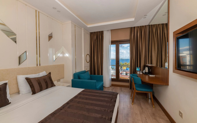 The Byzantium  & Suites - Special Class