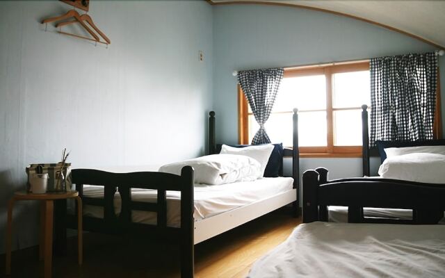 Malzza House - Hostel