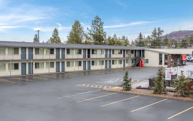 Bend Inn & Suites