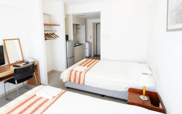 Hotel Peace Island Ishigaki in Yashima