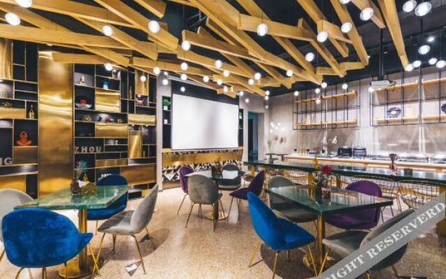 Manxin Hotel (Hangzhou West Lake Huanglong Sports Center)