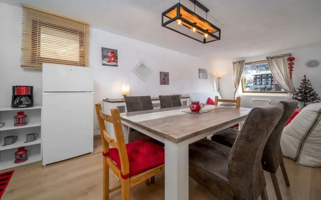 Studio in Allos With Stunning Mountain Views