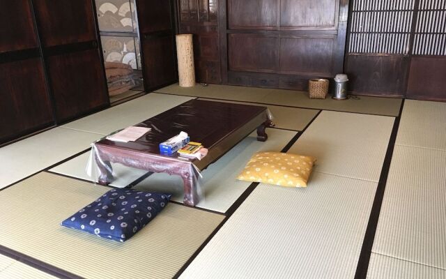 Kayabuki-House `OKITEI´