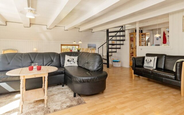 6 Person Holiday Home in Hals-by Traum