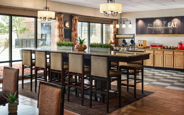 Hampton Inn Taos