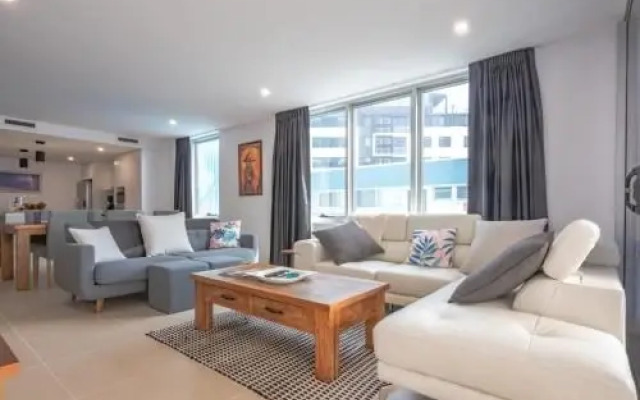 Aqua View 202 Twentynine Canberra Tce Kings beach