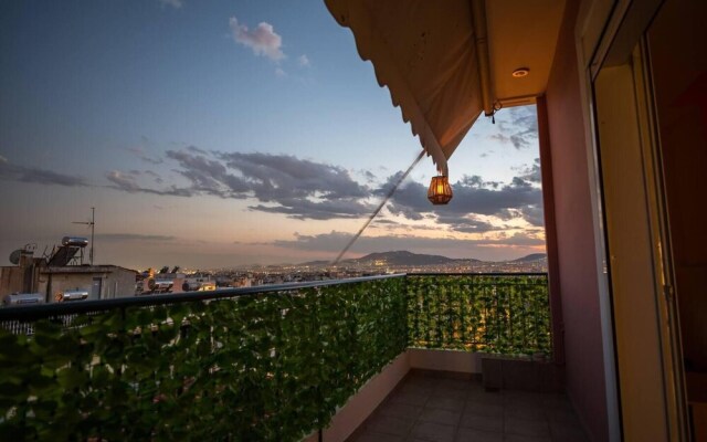 Athens & Acropolis View 7th Floor Apartment