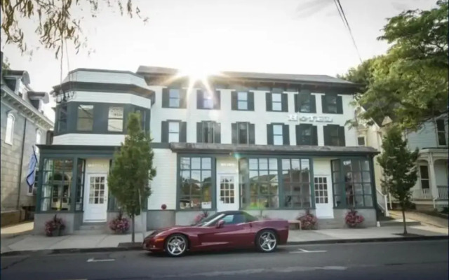 Zey Hotel