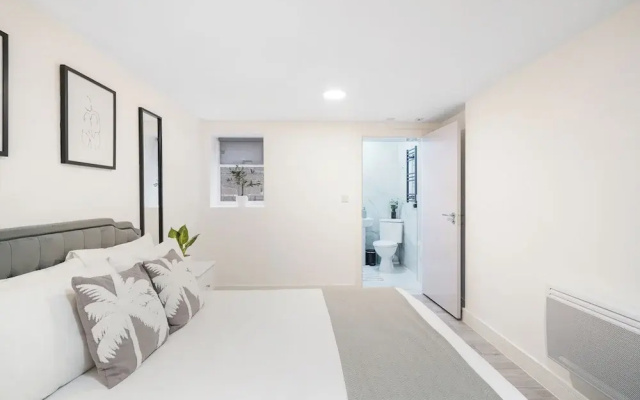 Shirland Road Flat