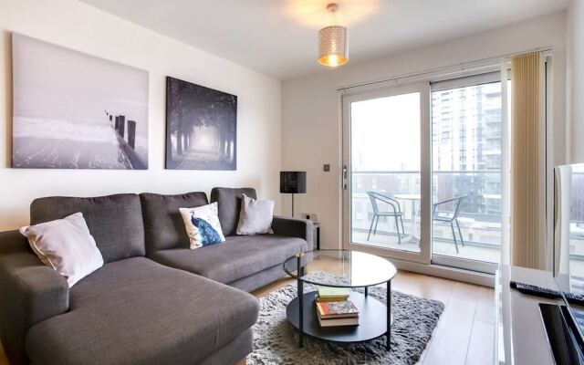Guestready - 2-bdr Apartment With Balcony by The Thames