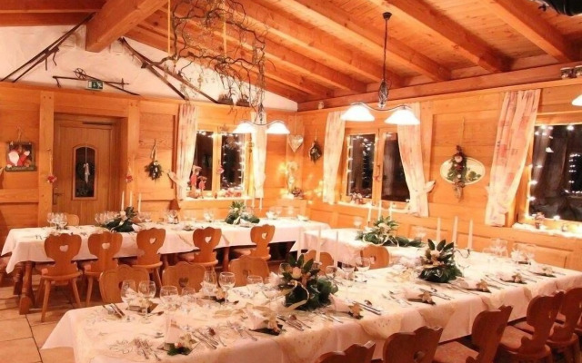 Hotel-Hauensteiner-Hof