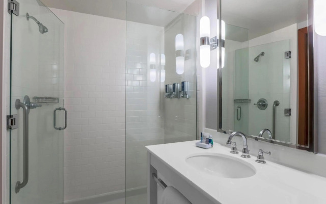 Four Points by Sheraton Ontario-Rancho Cucamonga