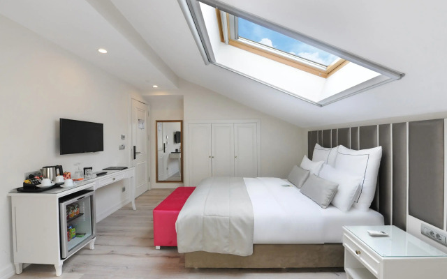 Le Petit Palace Hotel