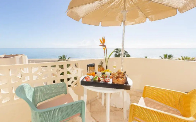 R2 Maryvent Beach Apartaments