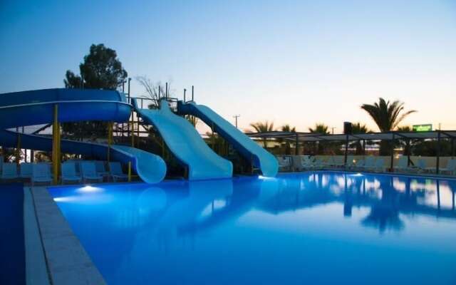 Bonjo Club Resort