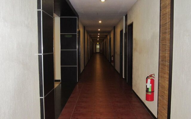 Circle Inn - Hotel & Suites