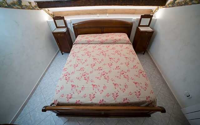 Domus Castrum Villarum B&B