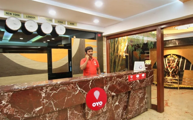 OYO 4439 Aura Inn