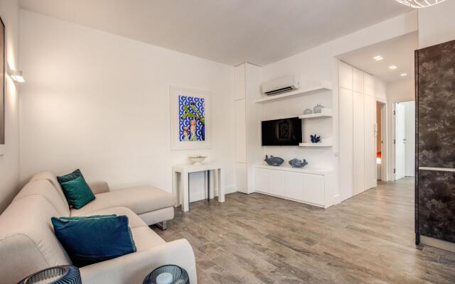 Sophia in Sorrento With 2 Bedrooms and 2 Bathrooms