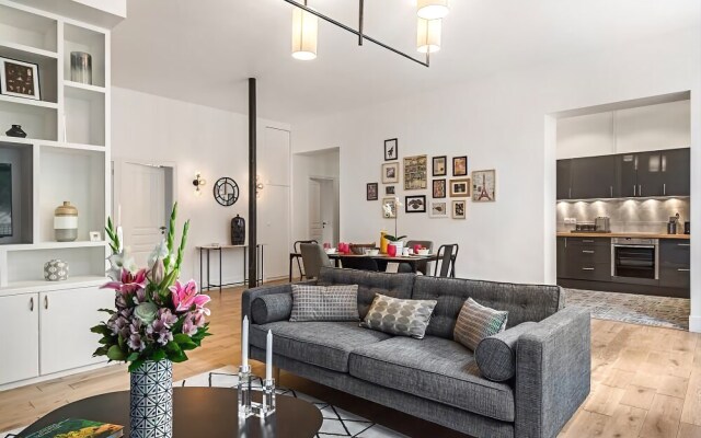 Saint Germain Bon March Chic Three Bedroom