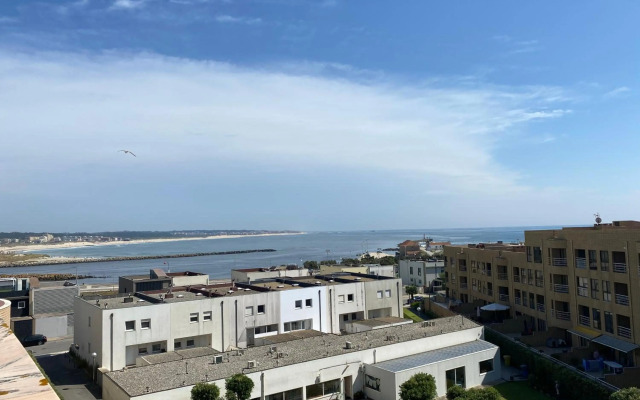 Beach Front with Rooftop