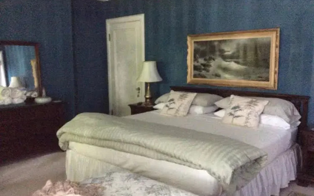Richmond Manor Bed & Breakfast