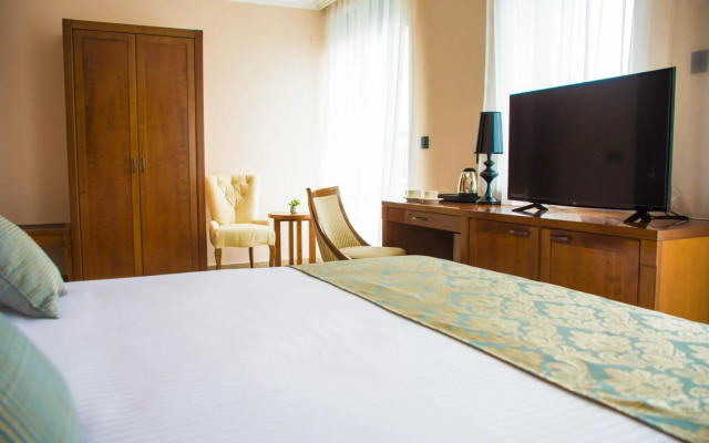 Xenon Hotel & SPA