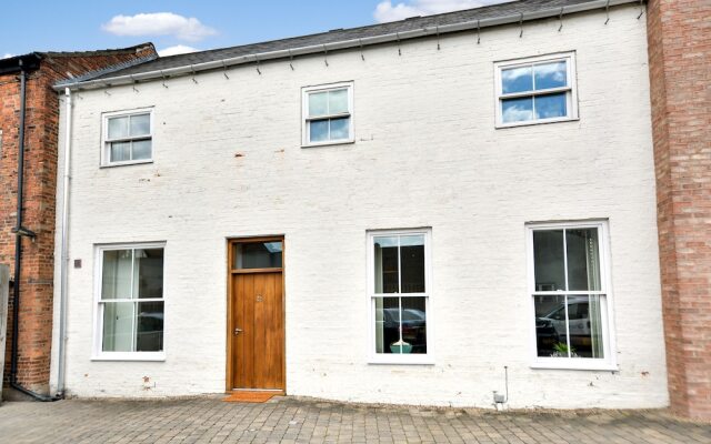 Cathedral Mews Townhouse