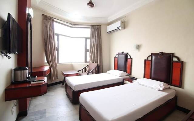 Hotel Naveen