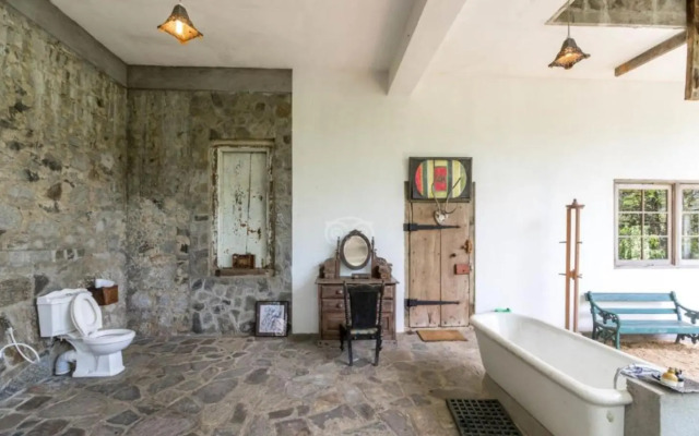 The Kandy Samadhi Centre