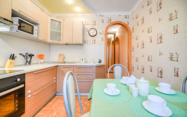 Apartments Five Stars near the Tractor Ice Arena