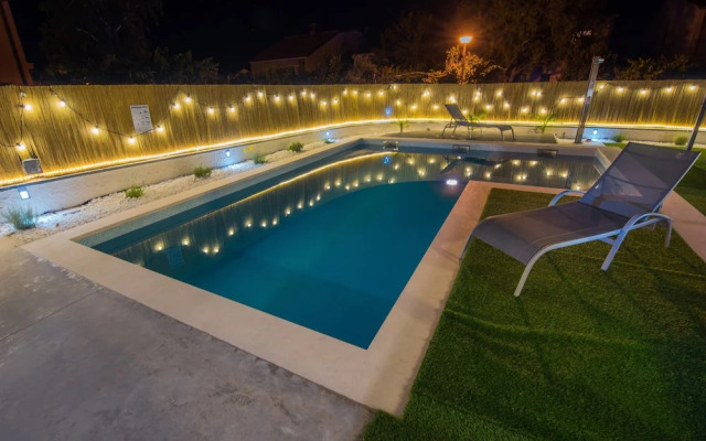 Kuntrada 45 with heated pool and kids pool