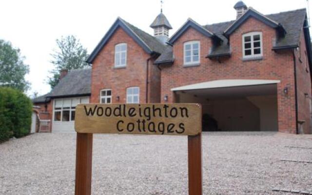 Woodleighton Cottages