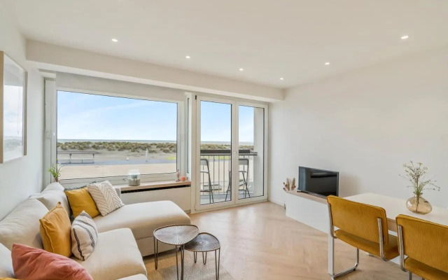 Romantic Getaway with sea view in Nieuwpoort