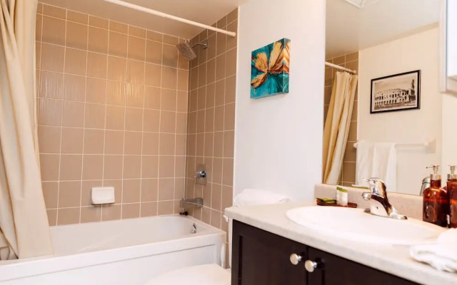 Sarkar Suites-Downtown Apartments