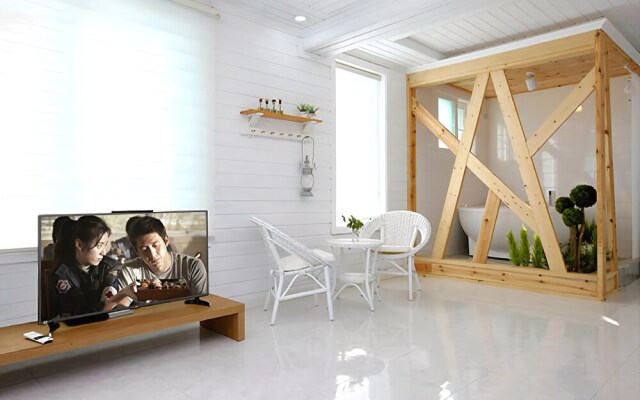 Gyeongju Bomun Propose Pension
