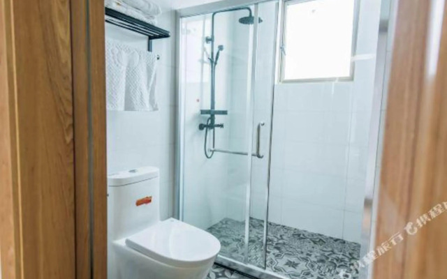 Huanran Tangchi Homestay (Qingchengshan Scenic Area)