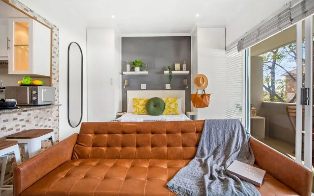 Fairmile Urban Oasis