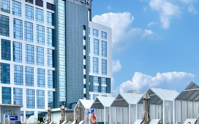 Even Hotel Zhongshan City Center by IHG
