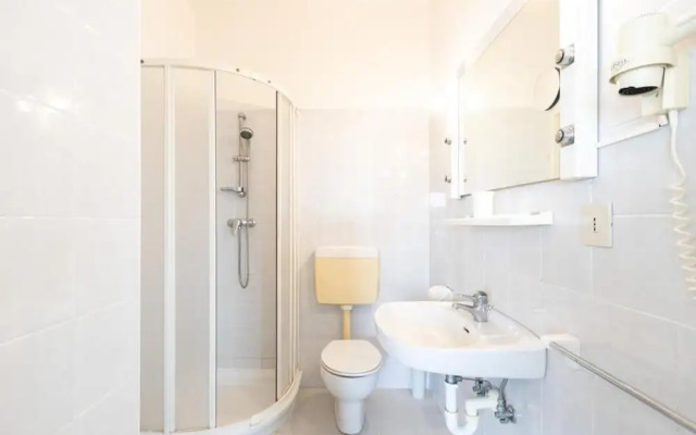 Charming Apartment in a Great Location