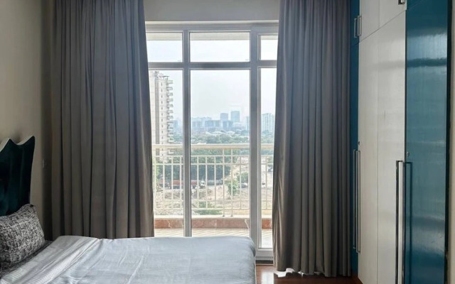 Luxury Serviced Apartment Near Medanta Medicity