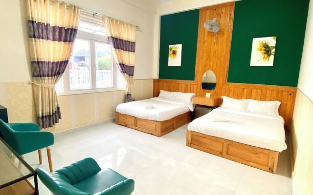 Ruby Peace Hotel