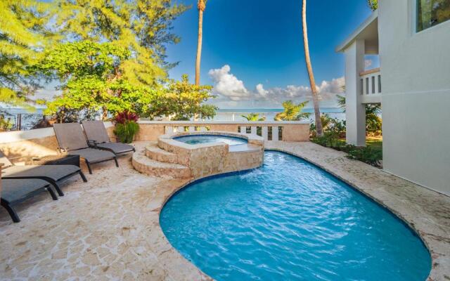 Newly Renovated 8 Bedroom Ocean Front Villa with Pool